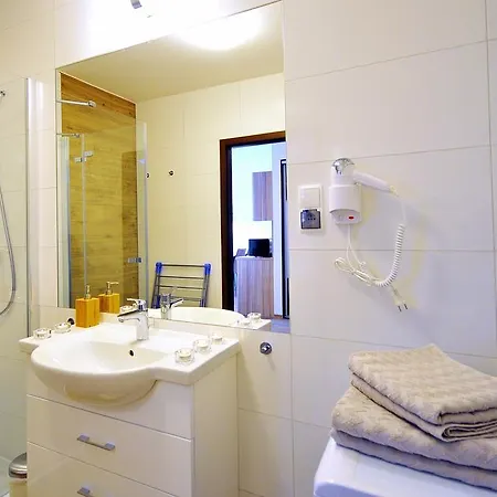 Apartamentyprzymorzu Solna 201 - W Centrum Blisko Morza * Kolobřeh