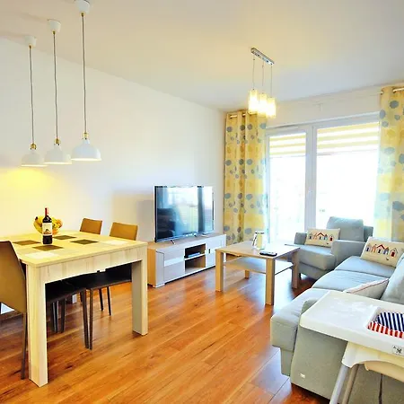 Apartamentyprzymorzu Solna 201 - W Centrum Blisko Morza Apartmán